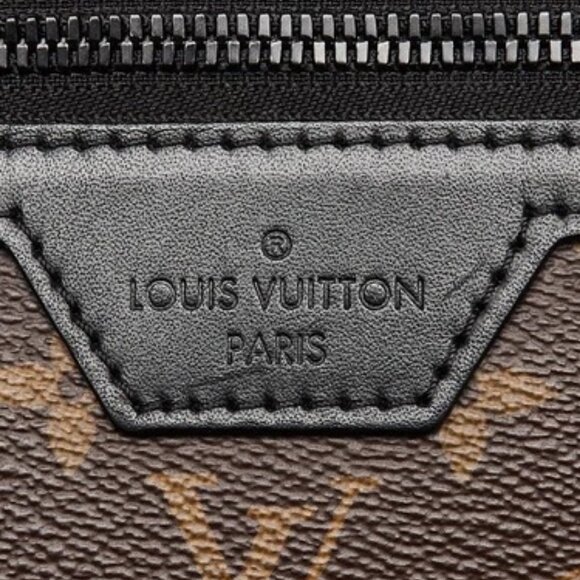 Louis Vuitton Monogram Canvas Archy GM Messenger Bag - Picture 8 of 12